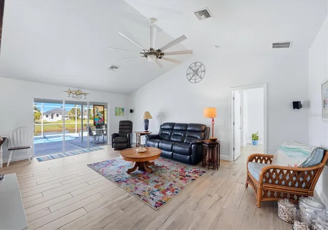 Photo 2 of Single family home for sale at 72 Mark Twain Ln, Rotonda West, FL 33947 | MLS# D6149317 | Listing updated on 2026-10-27