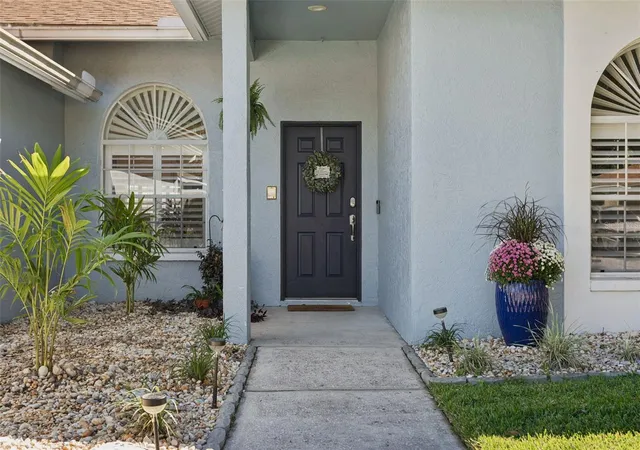 Photo 2 of Single family home for sale at 9646 Fox Hearst Rd, Tampa, FL 33647 | MLS# TB8560723 | Listing updated on 2026-10-24