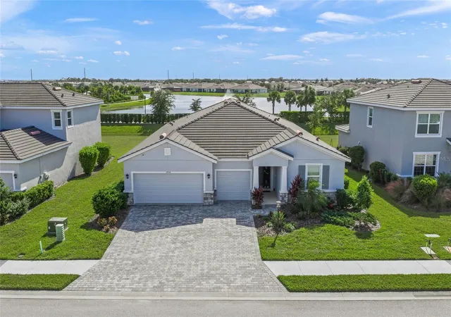 Single family home for sale at 17718 Barley Dr, Bradenton, FL 34211 | MLS# A4710551