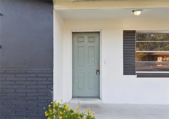 Photo 2 of Single family home for sale at 14 S Lee St, Beverly Hills, FL 34465 | MLS# TB8560729 | Listing updated on 2026-10-23