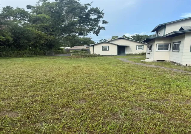 Photo 2 of Single family home for sale at 2313 Quincy St S, Saint Petersburg, FL 33711 | MLS# TB8560736 | Listing updated on 2026-10-29