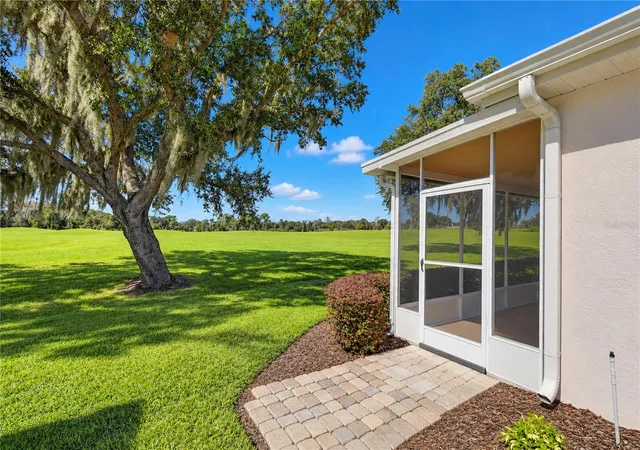 Photo 3 of Condo for sale at 2623 Eagle Greens Dr, Plant City, FL 33566 | MLS# TB8560738 | Listing updated on 2026-10-27
