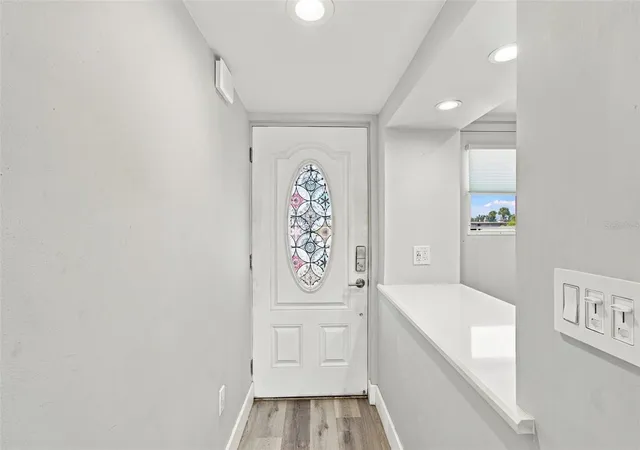 Listing Photo 5 - Condo for sale in building located at 1 Boca Ciega Pt Blvd, St. Petersburg, FL 33708 - Unit #206