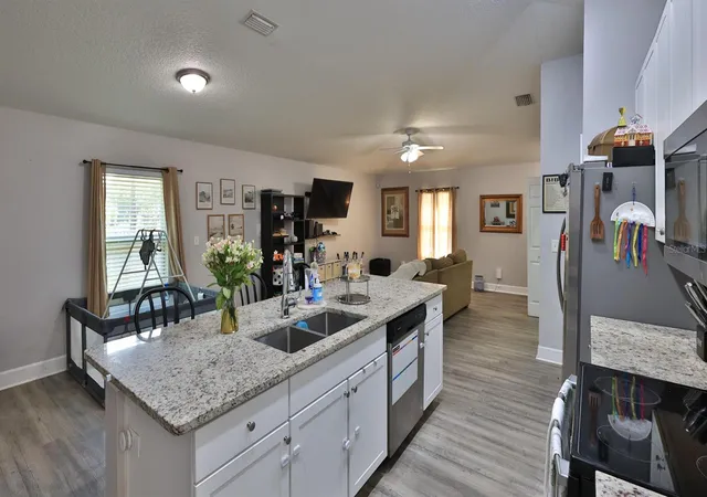 Photo 3 of Single family home for sale at 1565 Schaub Ave, Orange City, FL 32763 | MLS# O6452073 | Listing updated on 2026-10-24