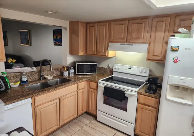 Photo 4 of Condo for sale at 6308 Newtown Cir #B2, Tampa, FL 33615 | MLS# TB8560744 | Listing updated on 2026-10-23