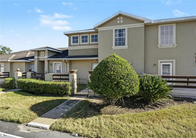 Photo 2 of Townhouse for sale at 3117 Sandy Shore Ln, Kissimmee, FL 34743 | MLS# O6452077 | Listing updated on 2026-10-23