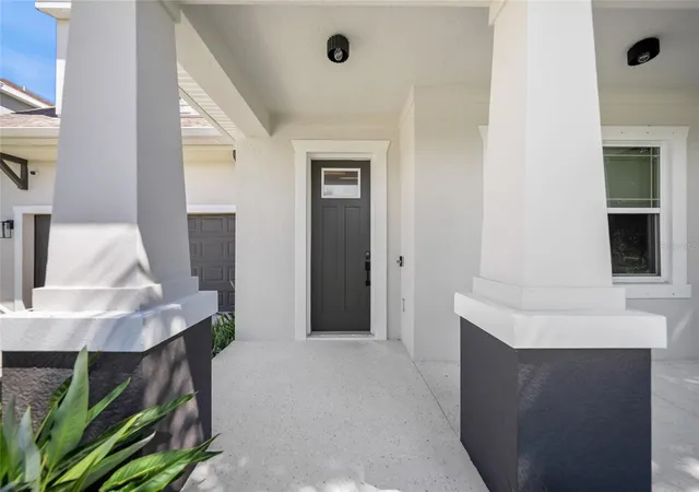 Photo 3 of Single family home for sale at 4707 Garden Arbor Way, Bradenton, FL 34203 | MLS# A4710561 | Listing updated on 2026-10-29