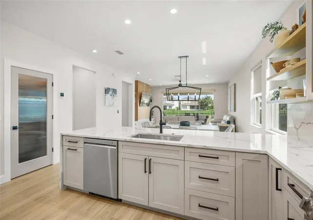 Photo 4 of Single family home for sale at 4707 Garden Arbor Way, Bradenton, FL 34203 | MLS# A4710561 | Listing updated on 2026-10-29