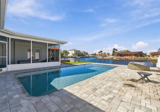 Photo 4 of Single family home for sale at 5451 Windward Way, New Port Richey, FL 34652 | MLS# W7890567 | Listing updated on 2026-10-23