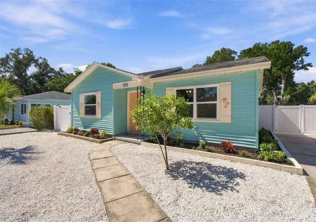 Photo 3 of Single family home for sale at 1119 63rd Street S, Gulfport, FL 33707 | MLS# TB8560761 | Listing updated on 2026-10-25