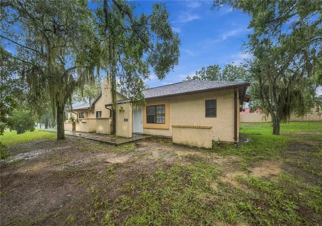 Photo 2 of Condo for sale at 54 Pine Trak #102F, Ocala, FL 34472 | MLS# OM734539 | Listing updated on 2026-10-23