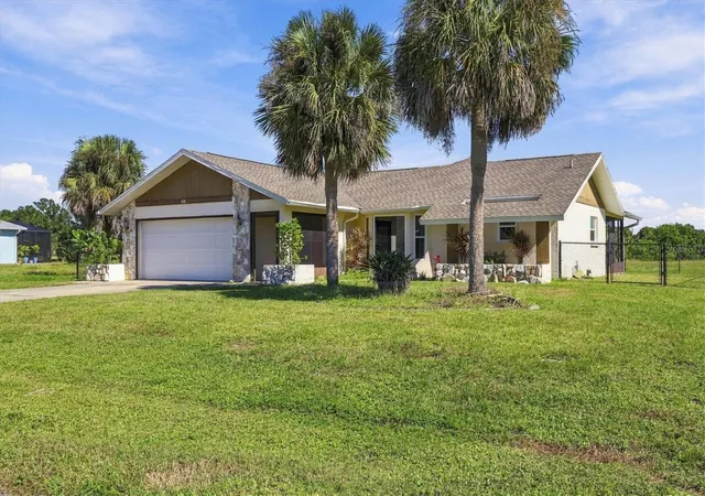 Photo 1 of Single family home for sale at 42 Pinehurst Ct, Rotonda West, FL 33947 | MLS# D6149324 | Listing updated on 2026-10-27