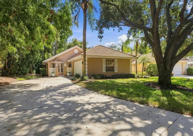 Photo 1 of Single family home for sale at 572 Clubside Cir #34, Venice, FL 34293 | MLS# N6146314 | Listing updated on 2026-10-31