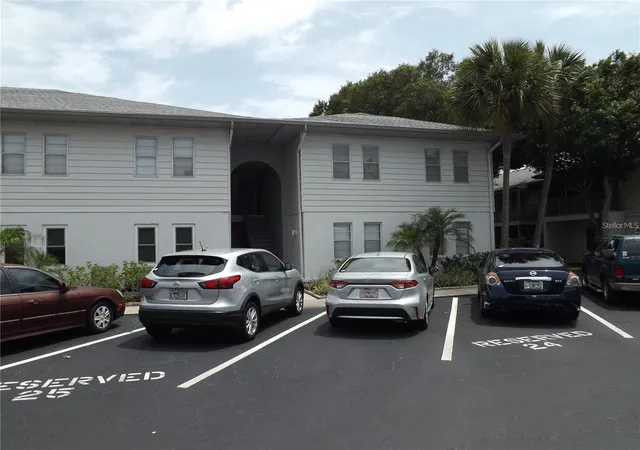 Photo 1 of Condo for sale at 10800 Us Hwy 19 N #110, Pinellas Park, FL 33782 | MLS# A4710566 | Listing updated on 2026-10-23