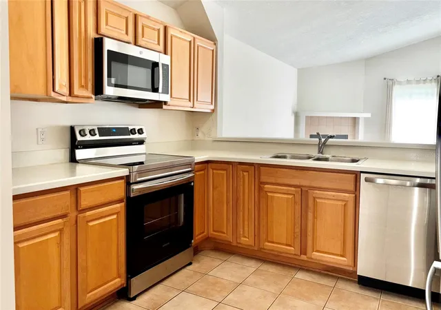 Photo 4 of Single family home for sale at 608 Turnstone Tr, New Smyrna Beach, FL 32168 | MLS# TB8560779 | Listing updated on 2026-10-23