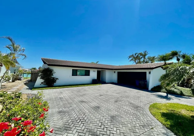 Single family home for sale at 795 119th Avenue, TREASURE ISLAND, FL 33706 | MLS# TB8560782
