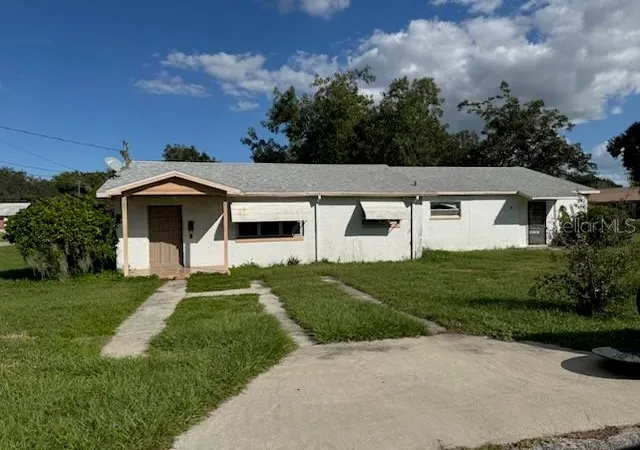 Single family home for sale at 190 N 3rd Avenue, BARTOW, FL 33830 | MLS# L4965996