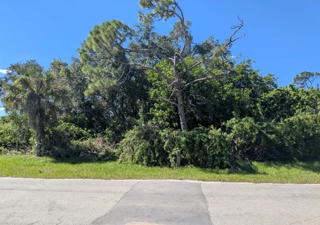 Photo 1 of Land for sale at 18458 Hottelet Cir, Port Charlotte, FL 33948 | MLS# C7532394 | Listing updated on 2026-10-23