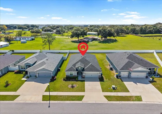 Photo 2 of Single family home for sale at 1041 Montgomery Ln, Polk City, FL 33868 | MLS# TB8560786 | Listing updated on 2026-10-23