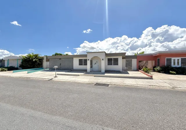 Photo 1 of Single family home for sale at 613 Urb Villa Carolina #241-4, Carolina, PR 00985 | MLS# PR9125195 | Listing updated on 2026-10-23