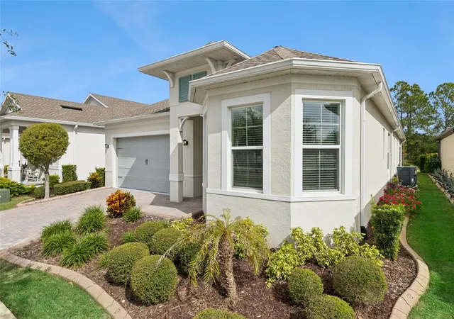 Photo 2 of Single family home for sale at 7789 Four Seasons Blvd, Kissimmee, FL 34747 | MLS# O6452131 | Listing updated on 2026-10-27