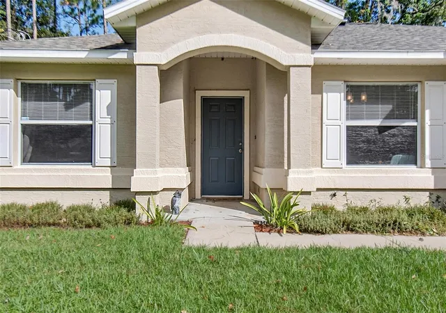 Photo 4 of Single family home for sale at 40 Rymer Ln, Palm Coast, FL 32164 | MLS# FC322317 | Listing updated on 2026-10-24