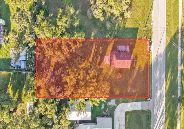 Photo 2 of Single family home for sale at 936 Wilder Rd, Lakeland, FL 33809 | MLS# TB8560820 | Listing updated on 2026-10-23