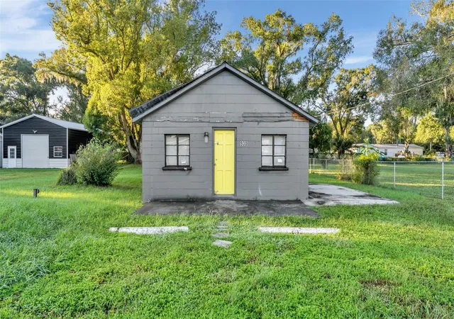 Photo 3 of Single family home for sale at 936 Wilder Rd, Lakeland, FL 33809 | MLS# TB8560820 | Listing updated on 2026-10-23
