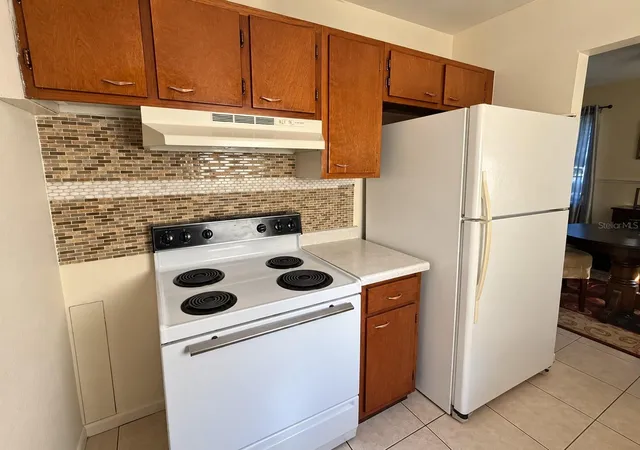 Photo 1 of Single family home for sale at 2425 Adams Ave, Deltona, FL 32738 | MLS# FC322318 | Listing updated on 2026-10-24