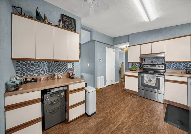 Photo 4 of Manufactured home for sale at 34405 Countryside Dr, Wesley Chapel, FL 33543 | MLS# S5160070 | Listing updated on 2026-10-23