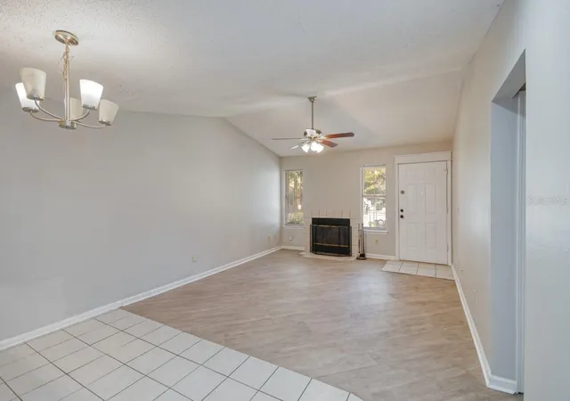 Photo 4 of Townhouse for sale at 1960 Carp Ln, Tallahassee, FL 32303 | MLS# N6146316 | Listing updated on 2026-10-23