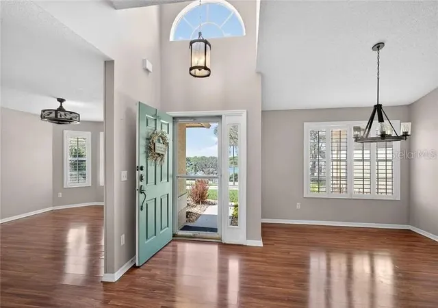 Photo 4 of Single family home for sale at 112 Madrona Dr, Eustis, FL 32726 | MLS# TB8560837 | Listing updated on 2026-10-23