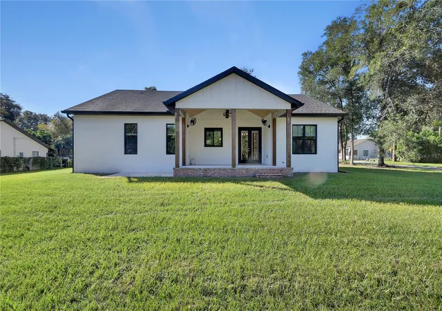 Photo 2 of Single family home for sale at 743 W Florence Ave, Deland, FL 32720 | MLS# V4951961 | Listing updated on 2026-10-29