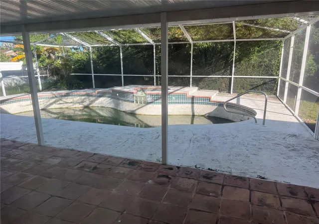 Photo 1 of Single family home for sale at 1640 Kay Dr, Largo, FL 33770 | MLS# TB8560847 | Listing updated on 2026-10-28