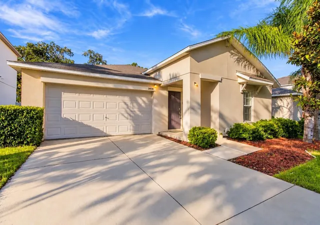 Photo 1 of Single family home for sale at 3808 Kearsney Abbey Cir, Dover, FL 33527 | MLS# TB8560862 | Listing updated on 2026-10-23