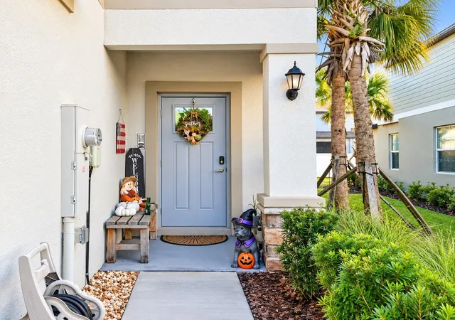 Photo 3 of Townhouse for sale at 36366 Well Hl Way, Zephyrhills, FL 33541 | MLS# TB8560864 | Listing updated on 2026-10-23