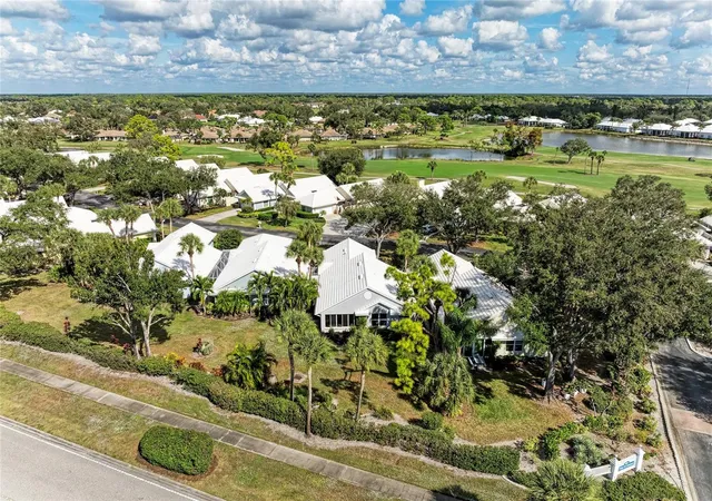 Listing Photo 5 - Condo for sale in building located at 729 Brightside Crescent Dr, VENICE, FL 34293 - Unit #33