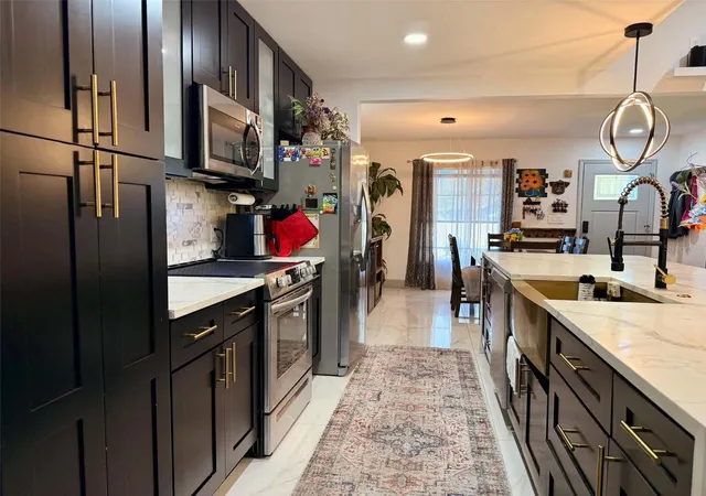 Photo 3 of Single family home for sale at 3414 Cade Ln, Valrico, FL 33596 | MLS# TB8560872 | Listing updated on 2026-10-23