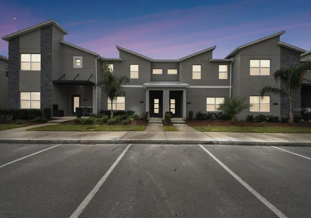 Townhouse for sale at 2493 Reading Trl, KISSIMMEE, FL 34746 | MLS# O6452199