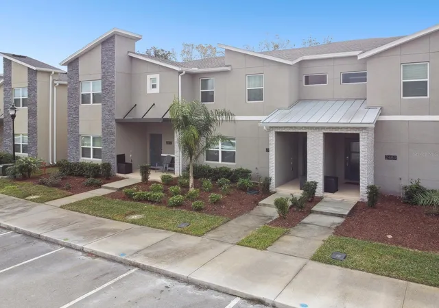 Photo 3 of Townhouse for sale at 2493 Reading Trl, Kissimmee, FL 34746 | MLS# O6452199 | Listing updated on 2026-10-27