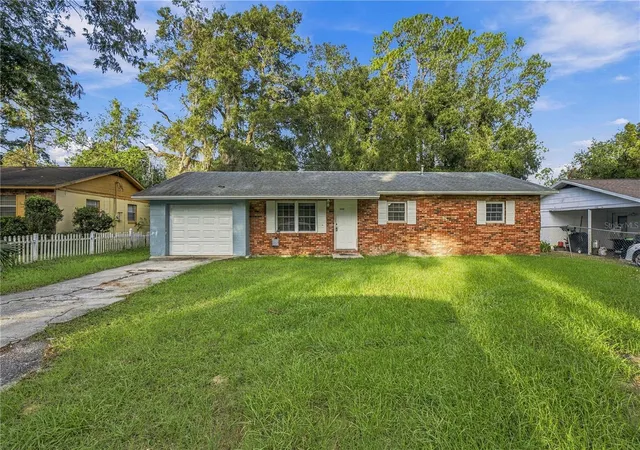 Single family home for sale at 1322 NW 12th Avenue, OCALA, FL 34475 | MLS# OM734552