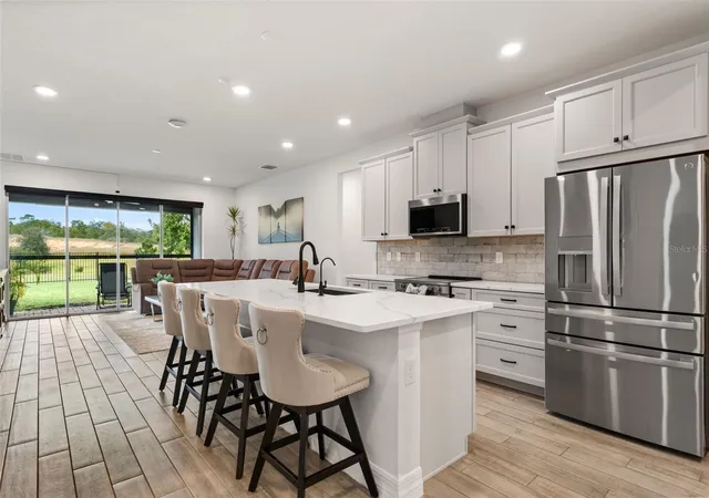 Photo 2 of Single family home for sale at 2013 Valencia Blossom St, Clermont, FL 34711 | MLS# O6452203 | Listing updated on 2026-10-30