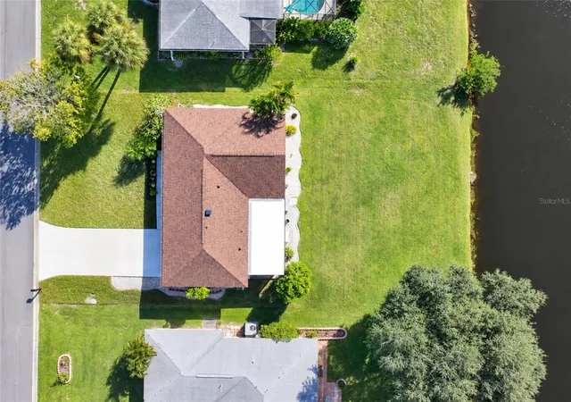 Photo 2 of Sale Pending at 258 Annapolis Ln, Rotonda West, FL 33947 | MLS# D6149328 | Listing updated on 2026-10-28