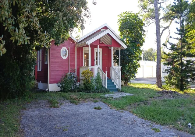 Photo 1 of Single family home for sale at 1549 S Prospect Ave, Clearwater, FL 33756 | MLS# TB8560895 | Listing updated on 2026-10-23
