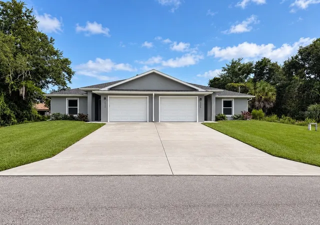 Multi family home for sale at 2100 Hilton St, PORT CHARLOTTE, FL 33948 | MLS# A4710607