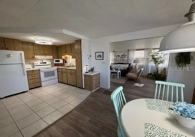 Photo 4 of Manufactured home for sale at 740 Carefree, Venice, FL 34285 | MLS# N6146323 | Listing updated on 2026-10-24