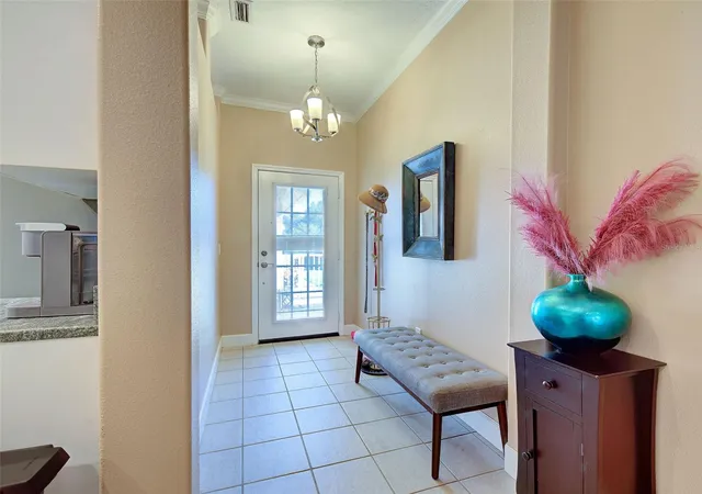 Photo 4 of House for sale at 668 Back Nine Dr, Venice, FL 34285 | MLS# D6149329 | Listing updated on 2026-10-27
