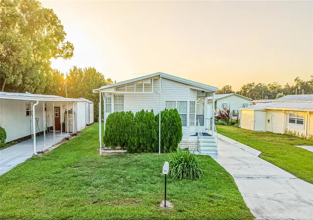 Photo 1 of Manufactured home for sale at 5425 Betmar Dr, Zephyrhills, FL 33542 | MLS# TB8560922 | Listing updated on 2026-10-29