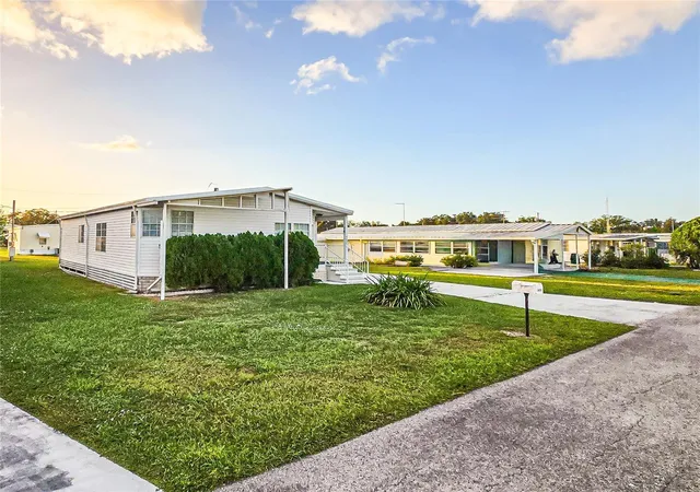 Photo 2 of Manufactured home for sale at 5425 Betmar Dr, Zephyrhills, FL 33542 | MLS# TB8560922 | Listing updated on 2026-10-29