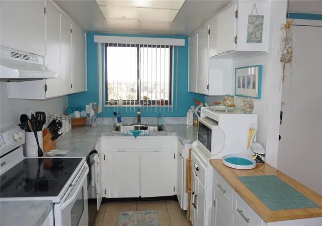 Photo 3 of Condo for sale at 6009 Sea Ranch Dr #301, Hudson, FL 34667 | MLS# W7890581 | Listing updated on 2026-10-23